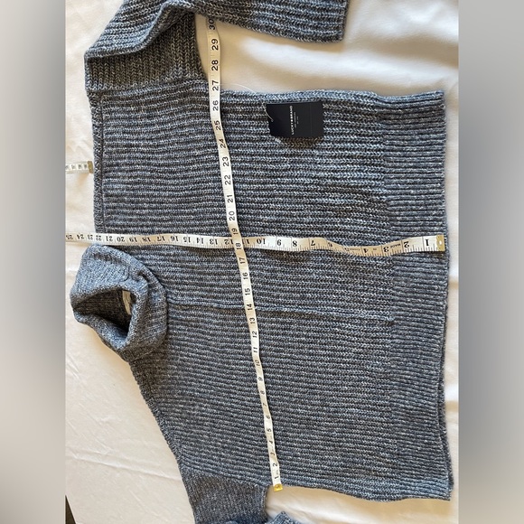 Lucky Brand NWT. L cropped comfy sweater beautiful blues soft - Picture 4 of 9